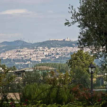 Κατάλυμα σε φάρμα Le Rondini Di Francesco Di Assisi Cannara